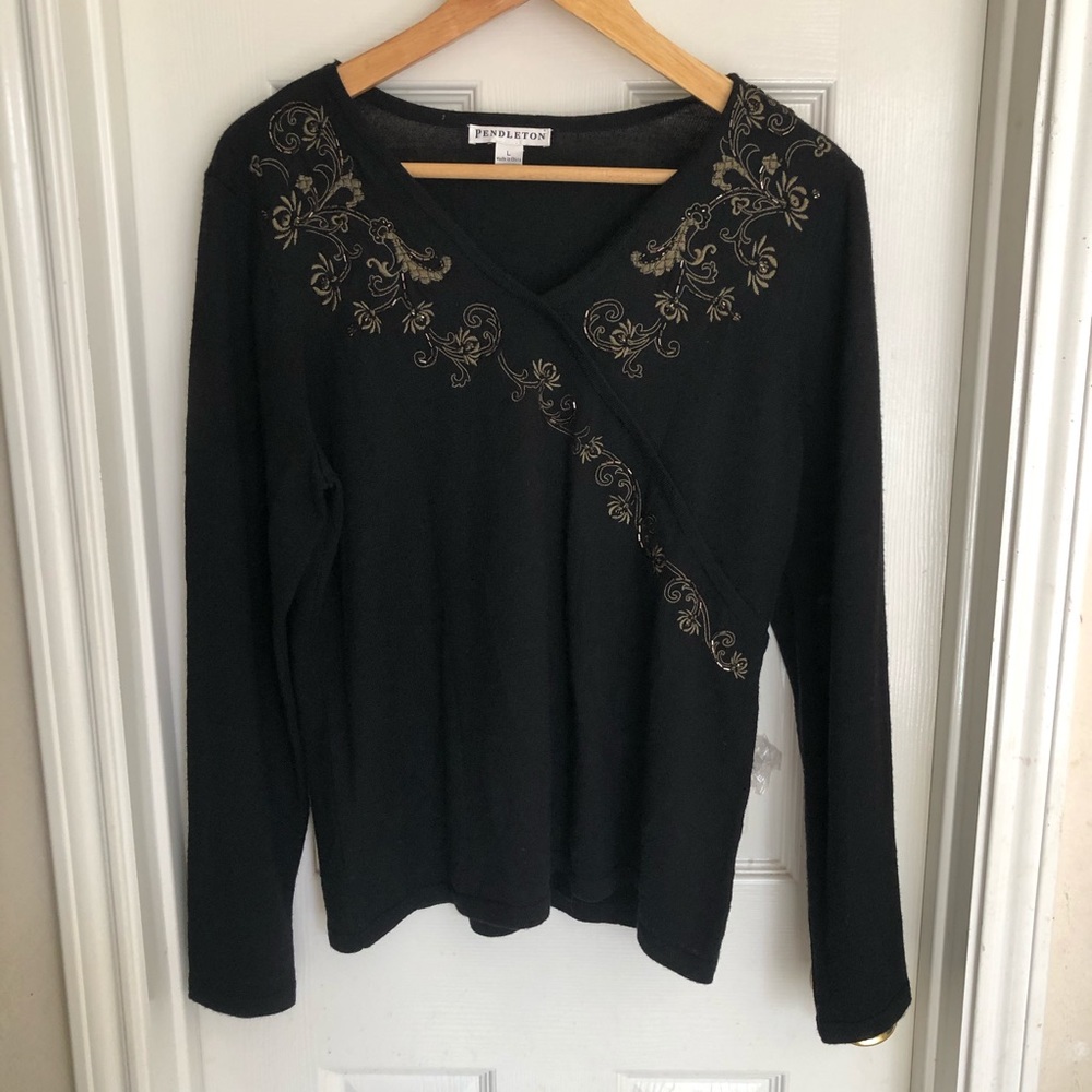 Pendleton woman’s sweater Merino wool size L